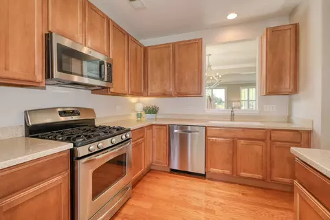 2878 Cascade Falls Cir, Elgin, IL 60124 photo 6