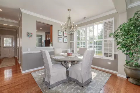 2878 Cascade Falls Cir, Elgin, IL 60124 photo 9