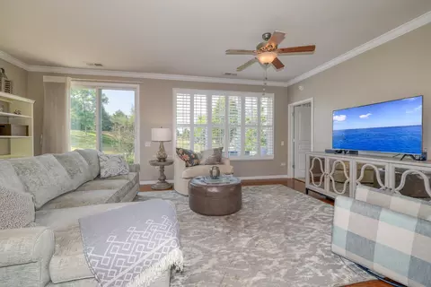 2878 Cascade Falls Cir, Elgin, IL 60124 photo 11
