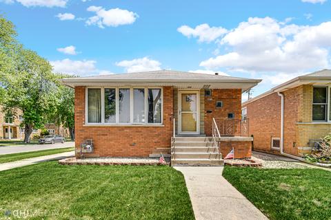 7701 Mayfield Ave, Burbank, IL 60459