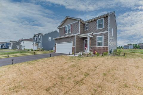 2801 Berrywood Ln, Yorkville, IL 60560