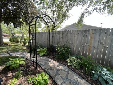 228 Cindy Ln, Wheeling, IL 60090 photo 42