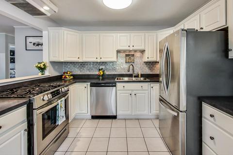 228 Cindy Ln, Wheeling, IL 60090 photo 8