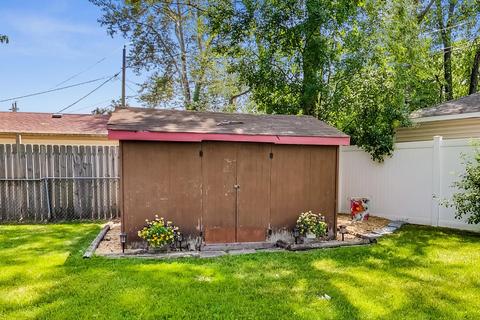 228 Cindy Ln, Wheeling, IL 60090 photo 41