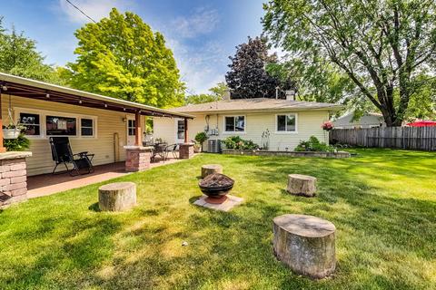 228 Cindy Ln, Wheeling, IL 60090 photo 30