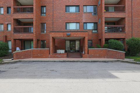 3801 Appian Way #102, Glenview, IL 60025