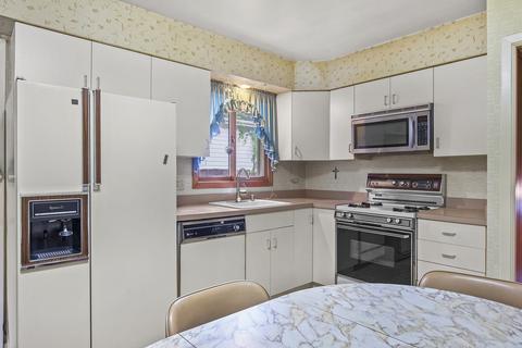 129 Glenview Rd, Glenview, IL 60025 photo 10