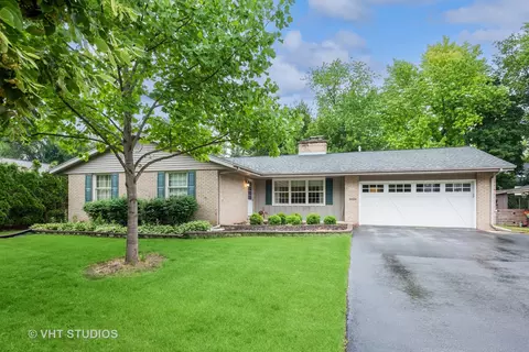 514 S 11th St, Saint Charles, IL 60174