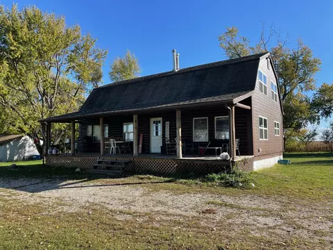 5764 E 200 North Rd, Sidell, IL 61876