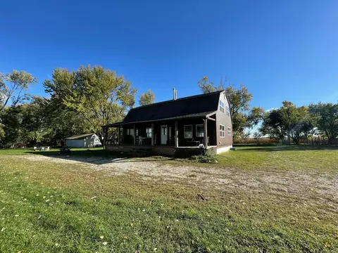Exterior - 5764 E 200 North Rd, Sidell, IL 61876 photo 8 of 16