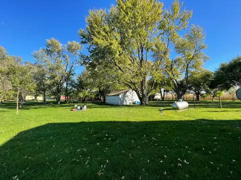 Exterior - 5764 E 200 North Rd, Sidell, IL 61876 photo 10 of 16