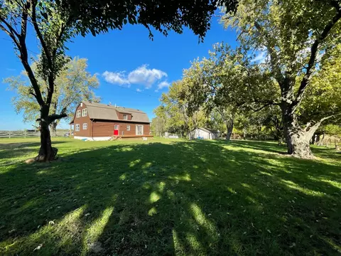Exterior - 5764 E 200 North Rd, Sidell, IL 61876 photo 7 of 16