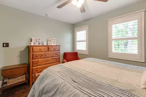 655 W Paddock Dr, Wheeling, IL 60090 photo 23