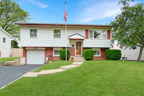 720 Terry Rd, Glendale Heights, IL 60139