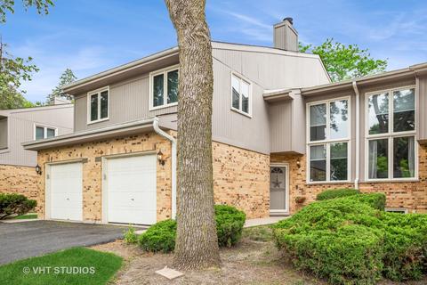 22 W130 Butterfield Rd, Glen Ellyn, IL 60137
