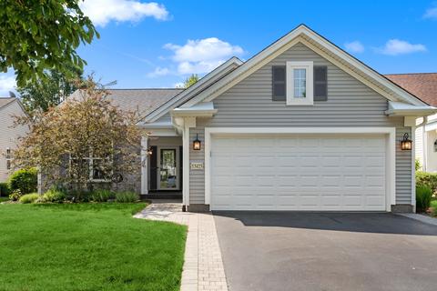 13423 Dearborn Trl, Huntley, IL 60142