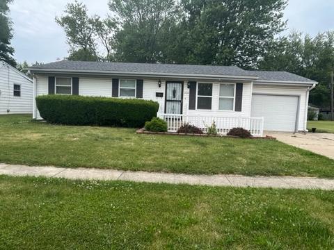 1011 Garfield Dr, Rochelle, IL 61068