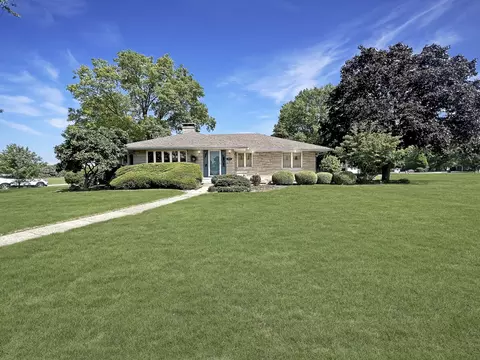 309 Eden Park Dr, Rantoul, IL 61866