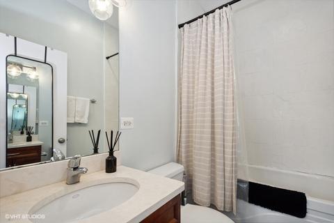 844 E 45th St, Chicago, IL 60653 photo 20