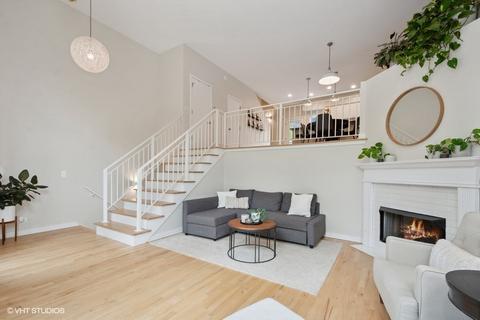 844 E 45th St, Chicago, IL 60653 photo 5