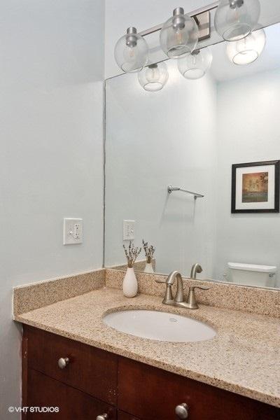 844 E 45th St, Chicago, IL 60653 photo 13