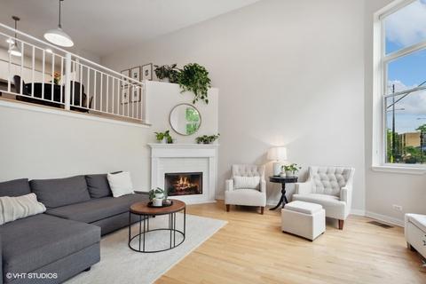 844 E 45th St, Chicago, IL 60653 photo 2