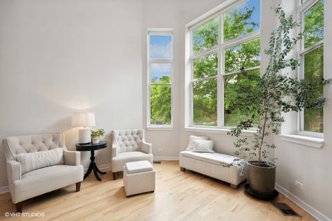 844 E 45th St, Chicago, IL 60653 photo 4