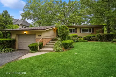 3074 University Ave, Highland Park, IL 60035
