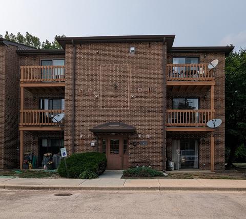 2260 Abbeywood Dr #E, Lisle, IL 60532