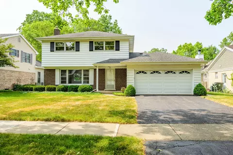 901 E Marion St, Arlington Heights, IL 60004