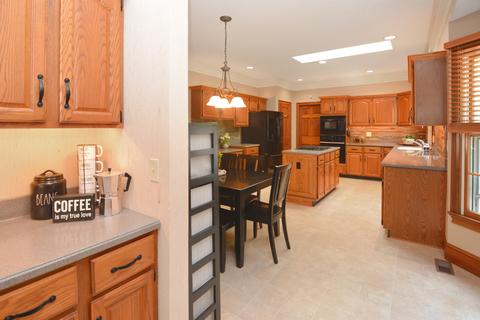 1507 Dover Rd, Bloomington, IL 61704 photo 11