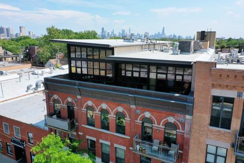 3133 N Lakewood Ave #4F, Chicago, IL 60657