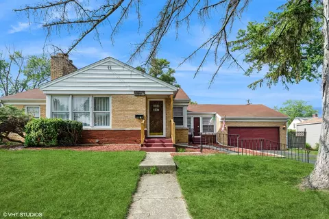 263 W 10th St, Chicago Heights, IL 60411