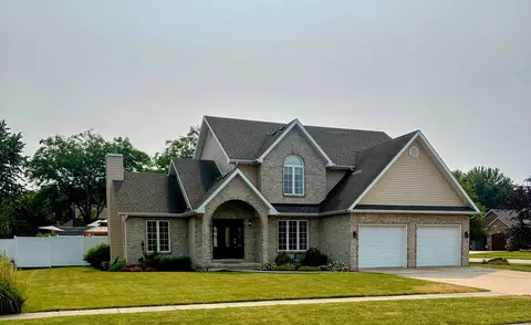 1615 Pebble Creek Dr, Morris, IL 60450