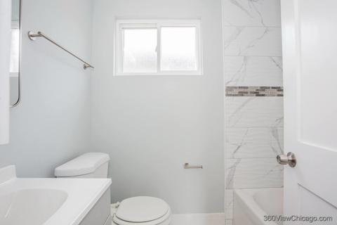 9217 S Wallace St, Chicago, IL 60620 photo 24