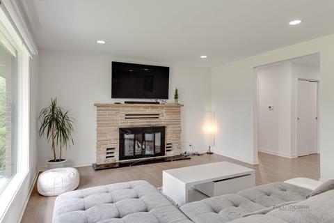 230 N Forest Ct N, Addison, IL 60101 photo 7