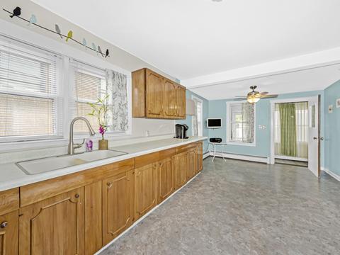 6069 S 75th Ave, Summit, IL 60501 photo 5