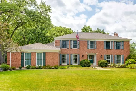 80 N Ridge Rd, Lake Forest, IL 60045