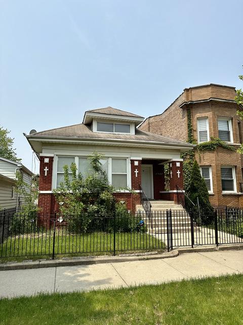 7828 S Carpenter St, Chicago, IL 60620