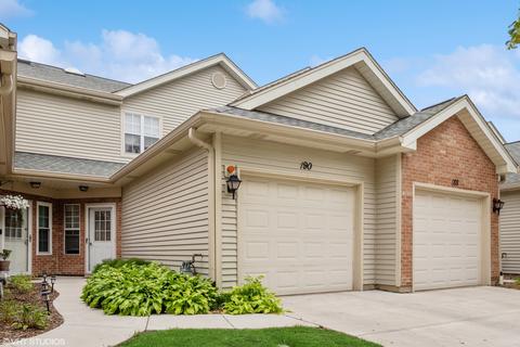 190 Golfview Dr, Glendale Heights, IL 60139