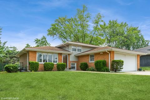 8023 W 89th St, Hickory Hills, IL 60457