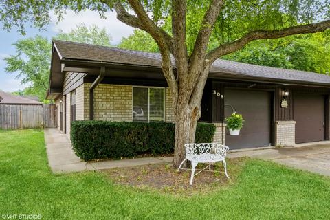 308 S Jackson St, Batavia, IL 60510