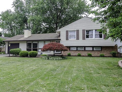 1901 Crescent Dr, Champaign, IL 61821