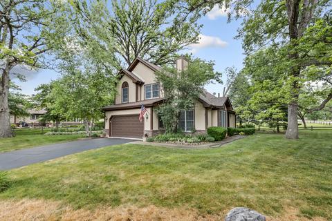 11781 Pebble Beach Dr, Genoa, IL 60135