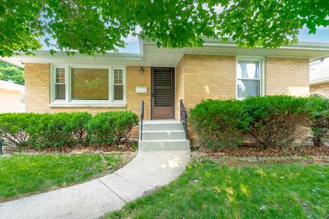 1613 Clement St, Crest Hill, IL 60403
