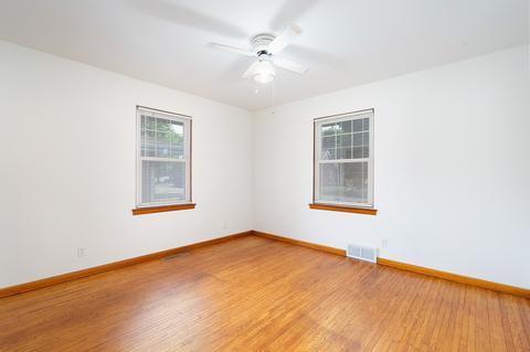 1613 Clement St, Crest Hill, IL 60403 photo 10