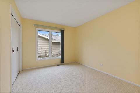 905 Hillcrest Blvd, Hoffman Estates, IL 60169 photo 18
