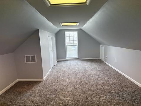 240 Stuart Ave, Aurora, IL 60505 photo 14