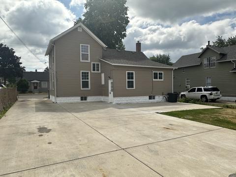 240 Stuart Ave, Aurora, IL 60505 photo 18