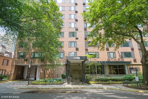 3100 N Lake Shore Dr #1905, Chicago, IL 60657